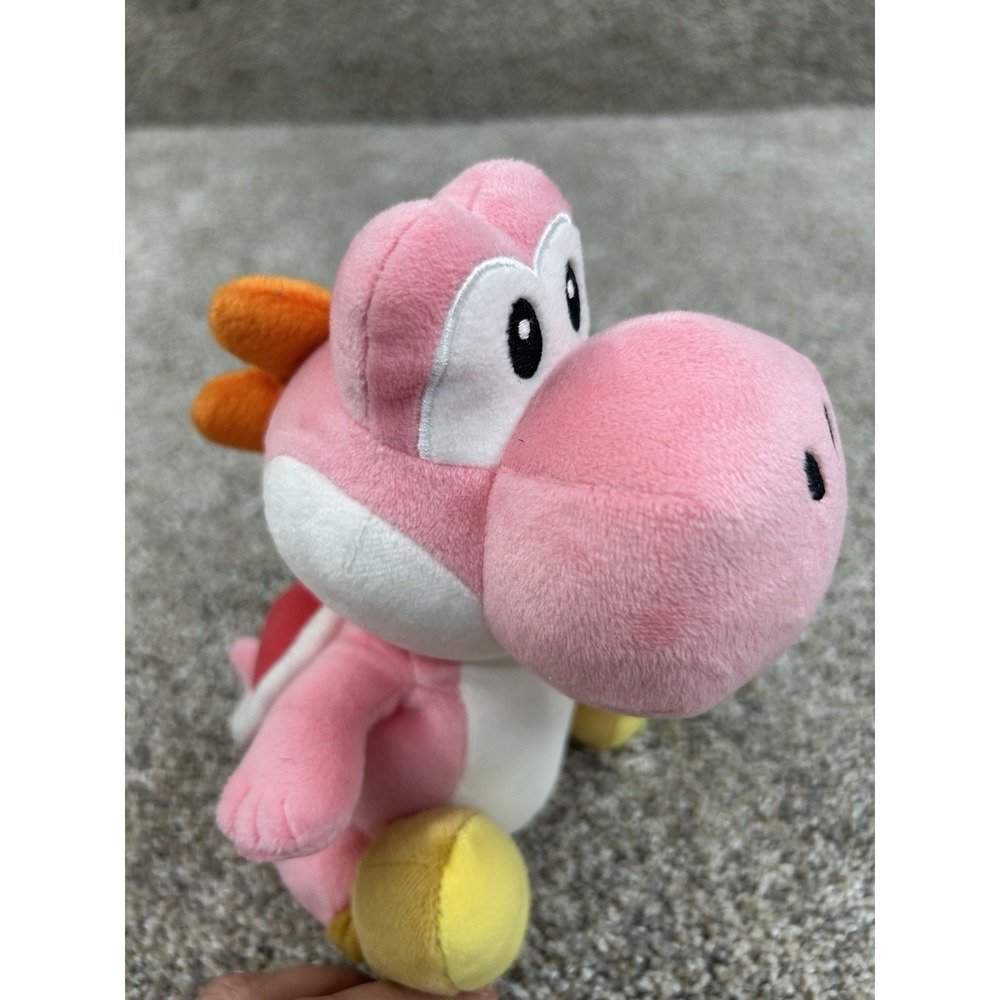 Nintendo Super Mario Bros Pink Yoshi 8" Plush 2019 Stuffed Animal
